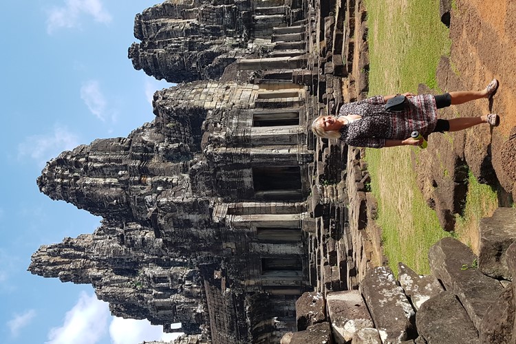 Chrámy Angkoru v kambodžském Siem Reapu velký okruh