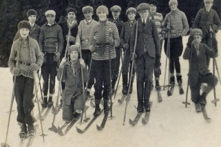 Z historie lyžování